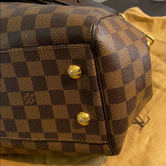 Authentic Louis Vuitton Classic Trevi PM Bag - Picture 13 of 17